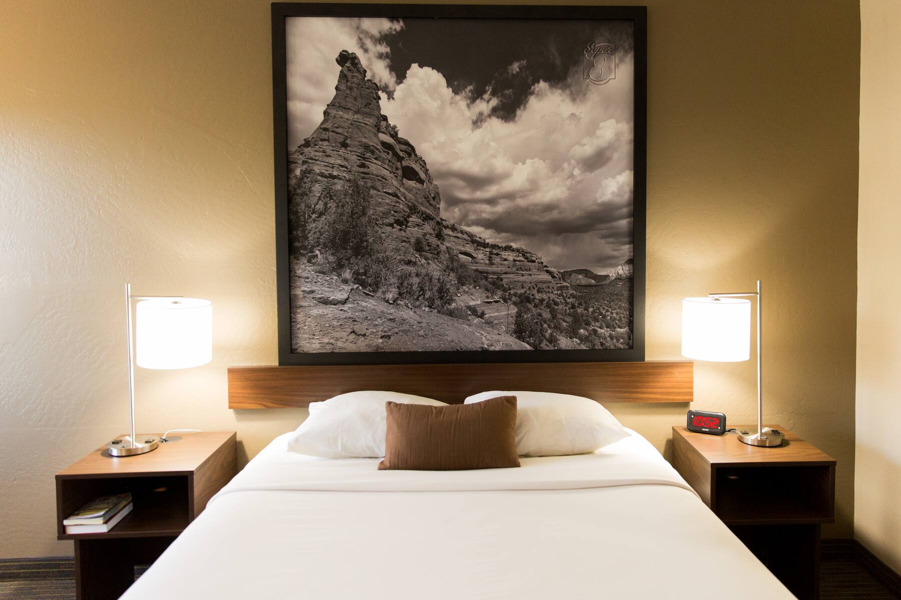 Super 8 Wickenburg photo 3